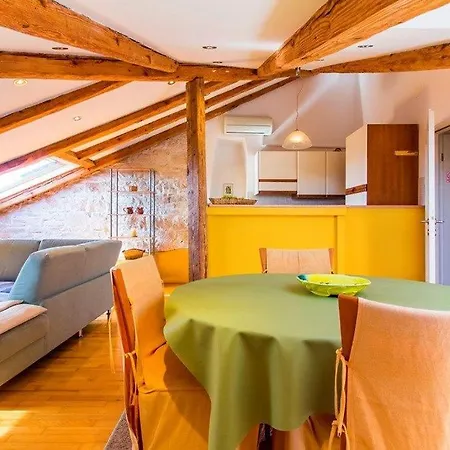 Riva Apartman *